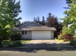 1578 SW Shirley Ann Dr, McMinnville, OR 97128