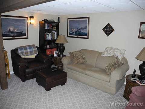 3rd image of 41194 Greenspire Dr