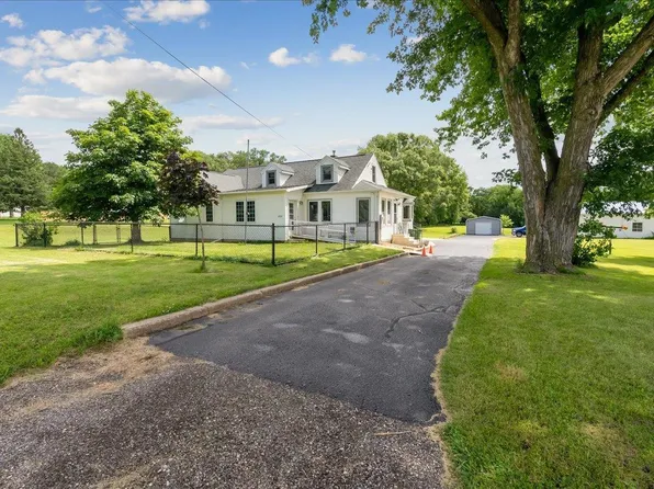 2002 Ashland Ave, Waterloo, IA 50703