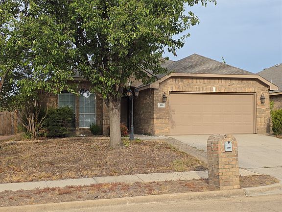 2nd image of 601 Crestview Ct