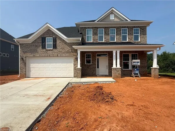 4532 Hanes Lake Dr, Winston Salem, NC 27106
