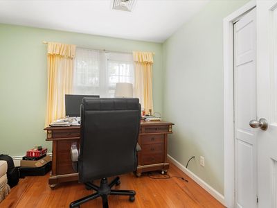 (Undisclosed Address), Manhasset, NY, 11030