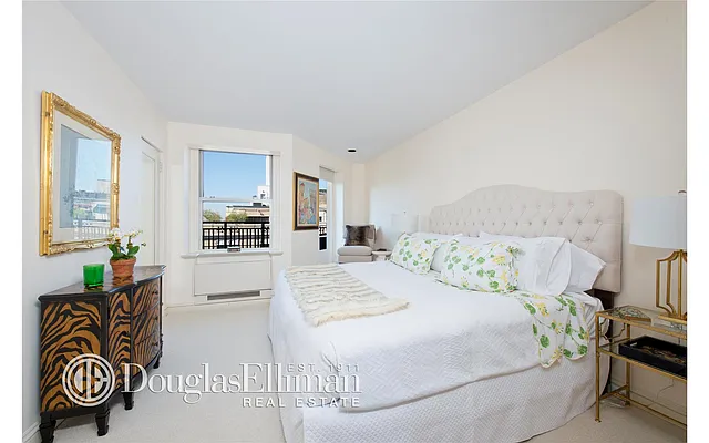 Sold by Douglas Elliman | media 16