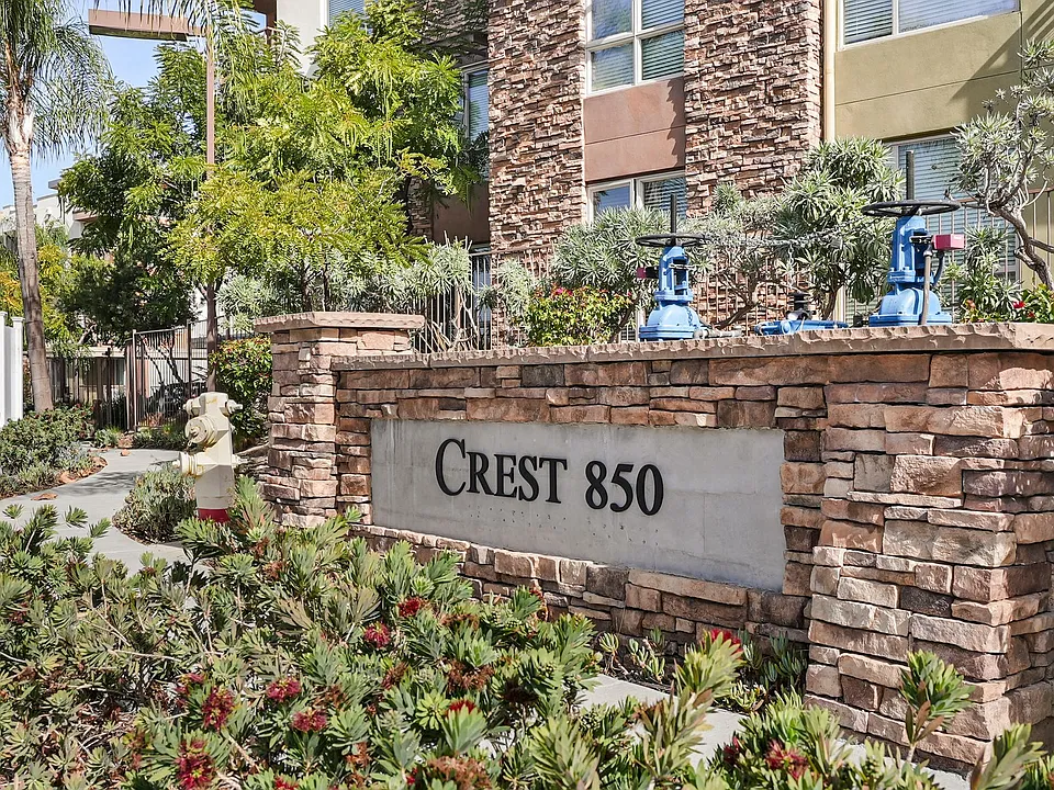Crest 850