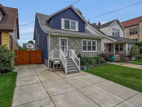 3rd image of 35 Tamarack St