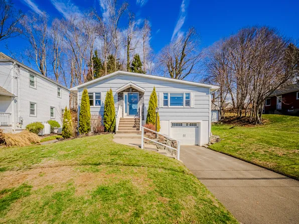67 Long Island View Road, Milford, CT 06460