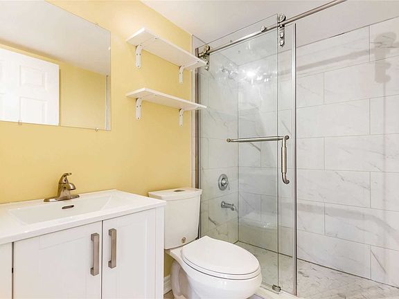 4th image of 4140 Foxwood Dr #803