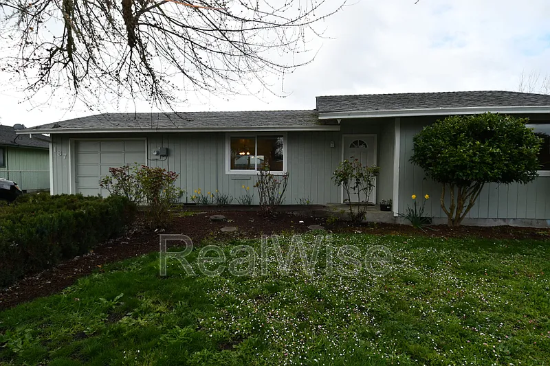 187 Georginna Dr
