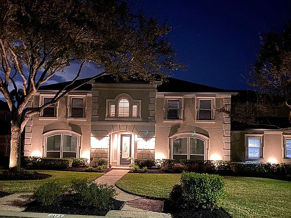 2nd image of 2123 Avebury Ct