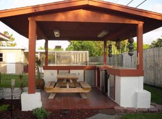 6216 NW 10th St, Margate, FL 33063