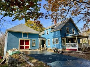 13 Prospect St, Guilford, ME 04443