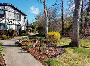 599 Blue Ridge Dr, Medford, NY 11763