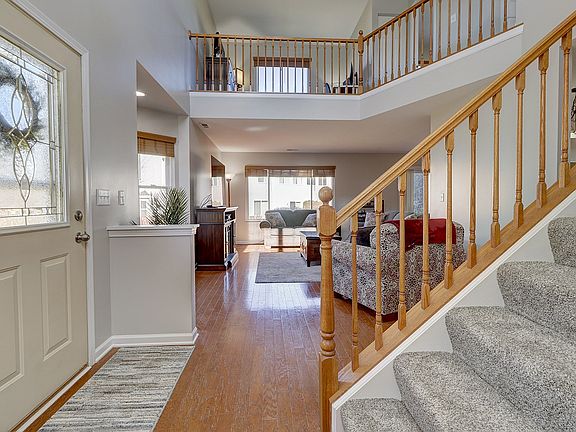 3rd image of 470 Springwood Dr #470