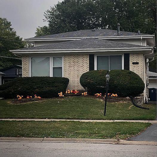 1st image of 10517 S Kostner Ave