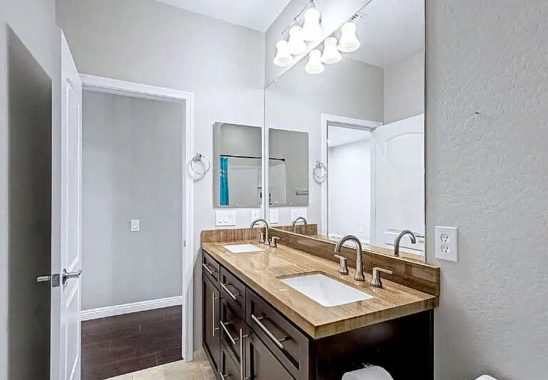 10772 W Yearling Rd — Photo 33
