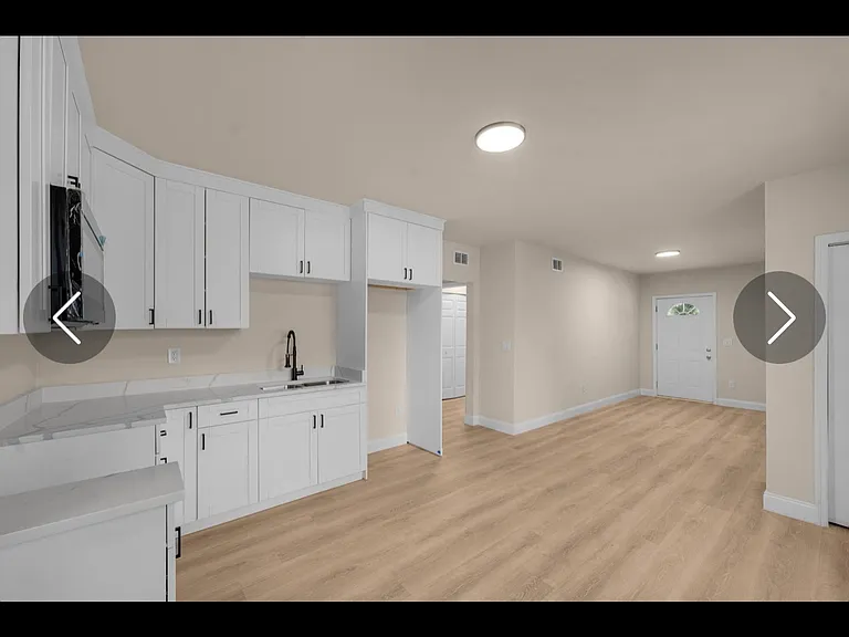3145 Broadway Ave #1 — Photo 7