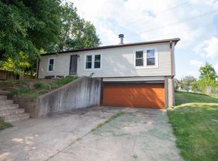 4685 Spruce Ct, High Ridge, MO 63049