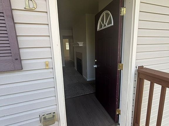 2nd image of 1217 Taft Ave Unit B