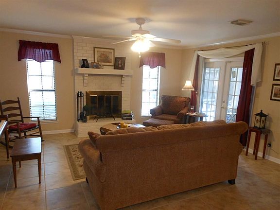 2nd image of 4020 Renoir Dr