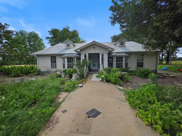 1917 County Road 1144, Pt, TX 75472