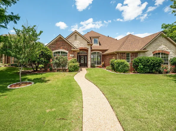 2509 Waters Edge Dr, Granbury, TX 76048
