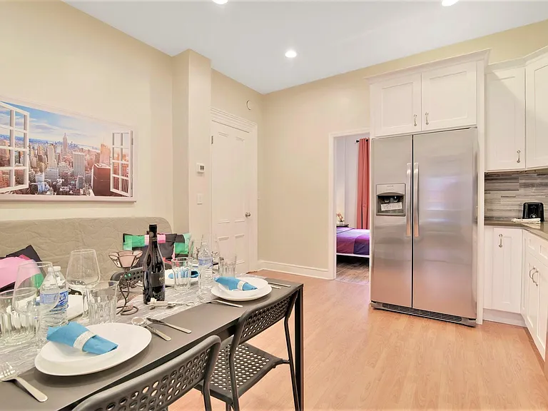 932 Summit Ave #B — Photo 2