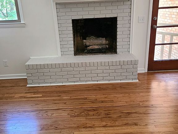 5th image of 642 E Samford Ave
