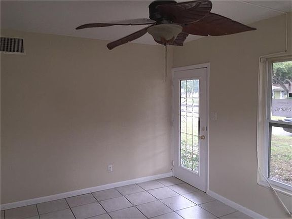 2nd image of 5636 Burlington Ave N