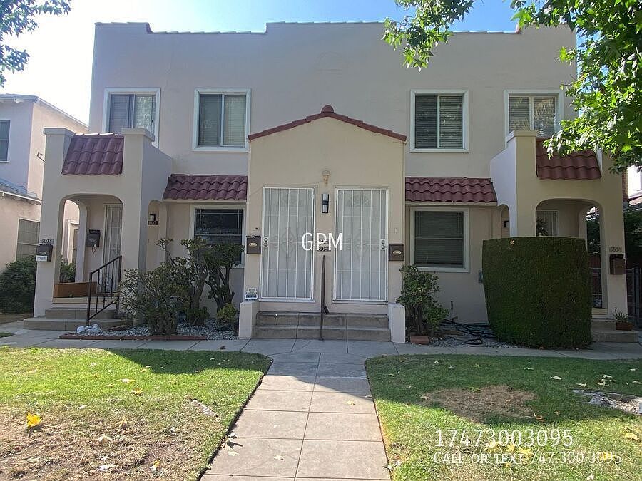 1st image of 803 Lindaraxa Park N #805-1/2