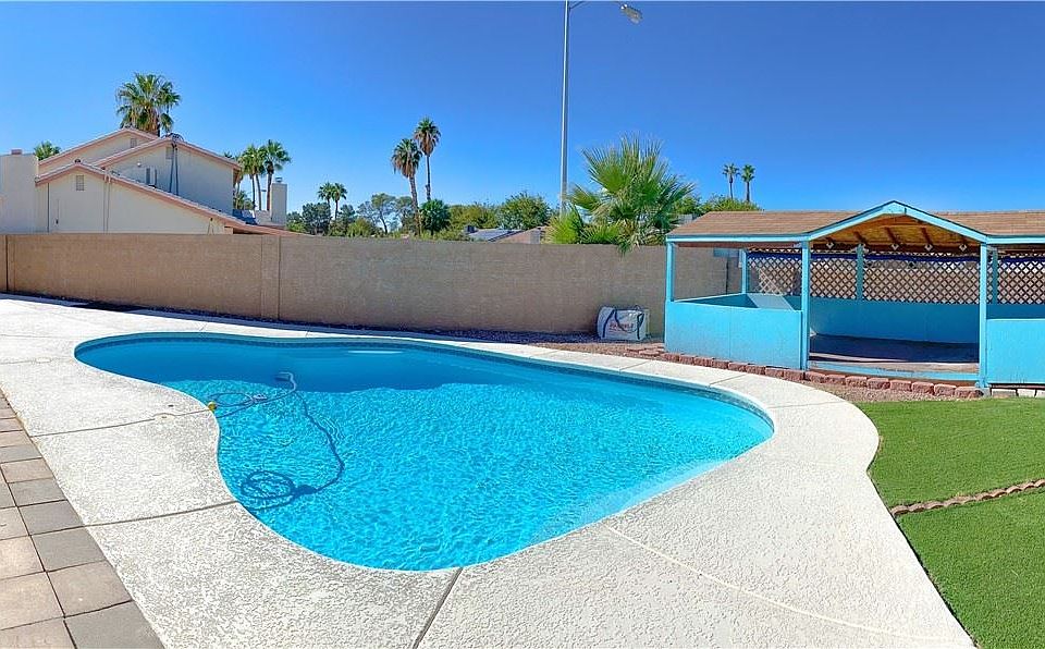 1st image of 2832 Casa Mia Ln