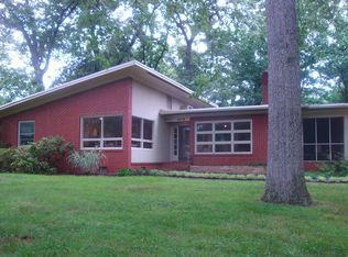 8410 W Bon View Dr, North Chesterfield, VA 23235