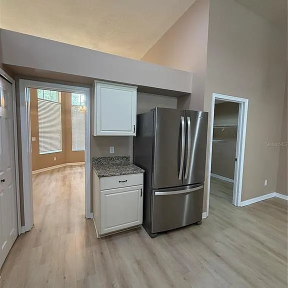 13813 Bluewater Cir — Photo 37