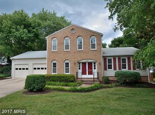 8008 W Point Dr, Springfield, VA 22153