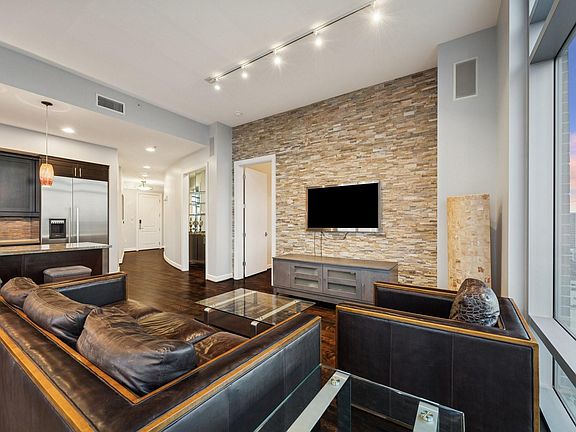 3rd image of 2207 Bancroft St APT 1606