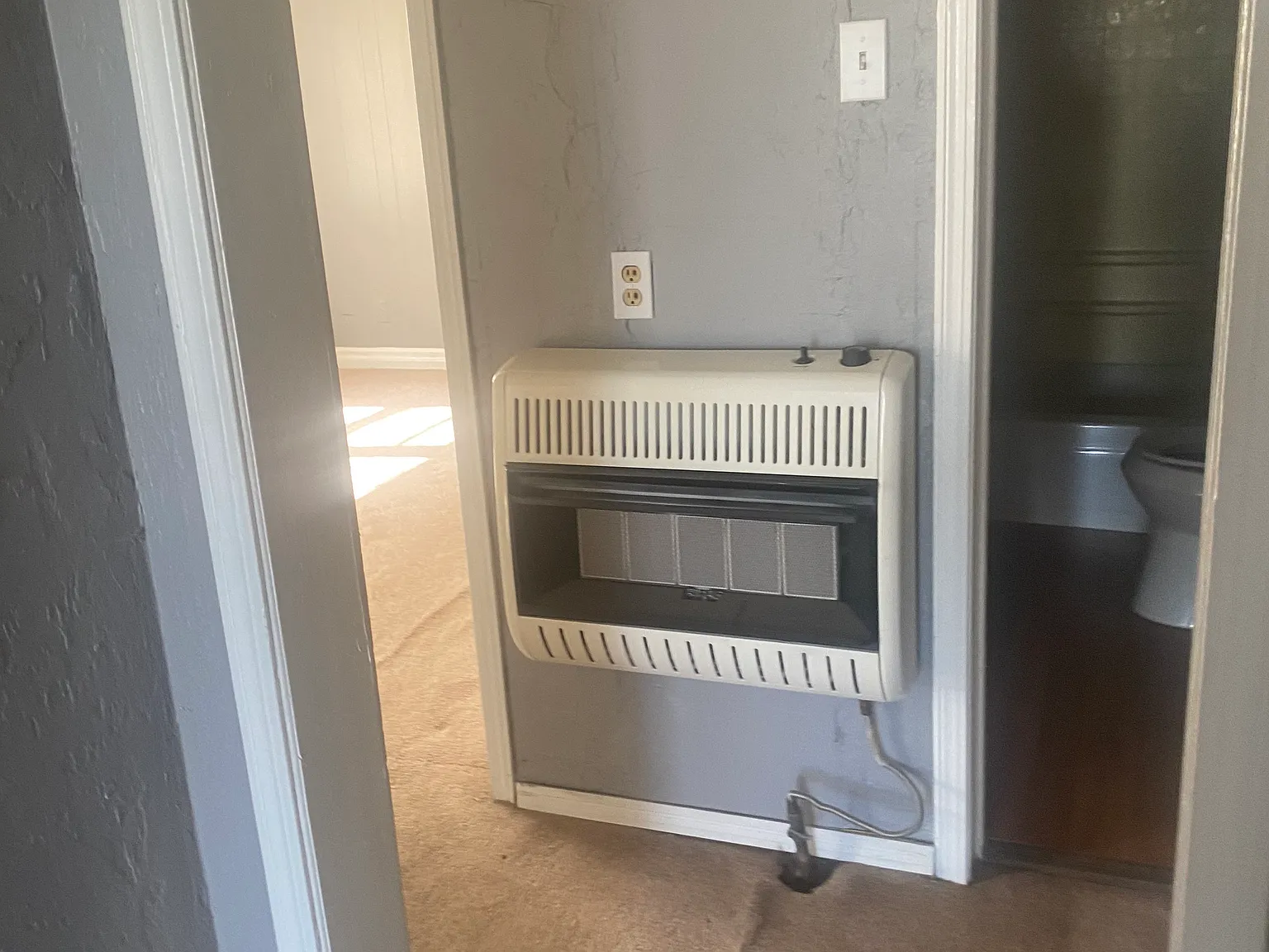 2 bed, 862 sqft, $800 — Photo 2