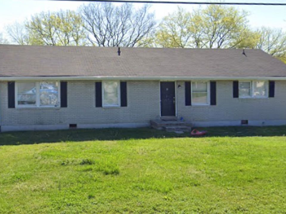 1st image of 717 Kent Dr APT A