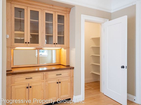 5th image of 5 Tamalpais Commons Ln #10910438