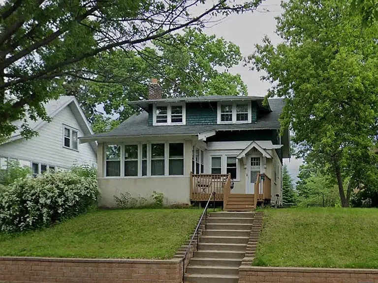 1951 Grand Ave — Photo 1