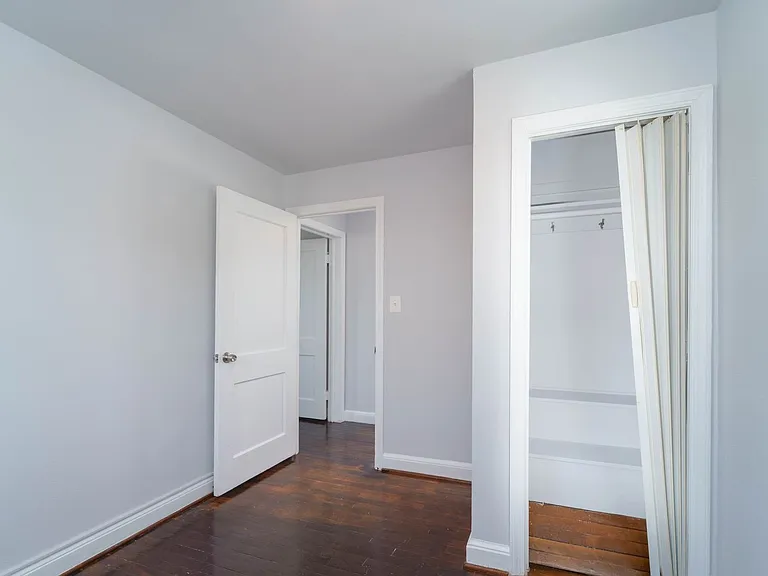 10024 Lorain Ave — Photo 24