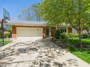 114 51st St, Western Springs, IL 60558