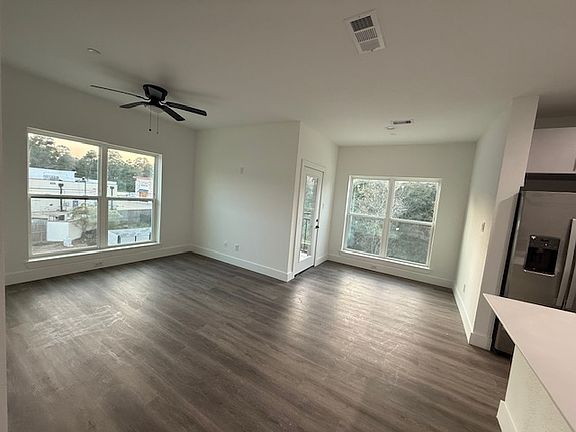 4th image of 15488 Pin Oak Dr #77cc4d242