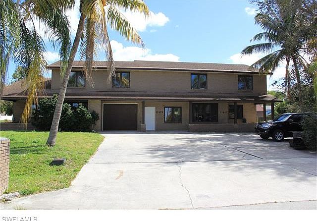 1st image of 17427 W Carnegie Cir