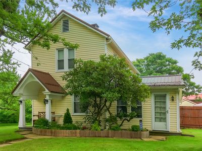 1675 Brighton Rd, Ellwood City, PA, 16117