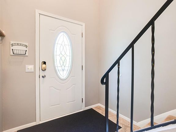 2nd image of 2512 Friendship Ln