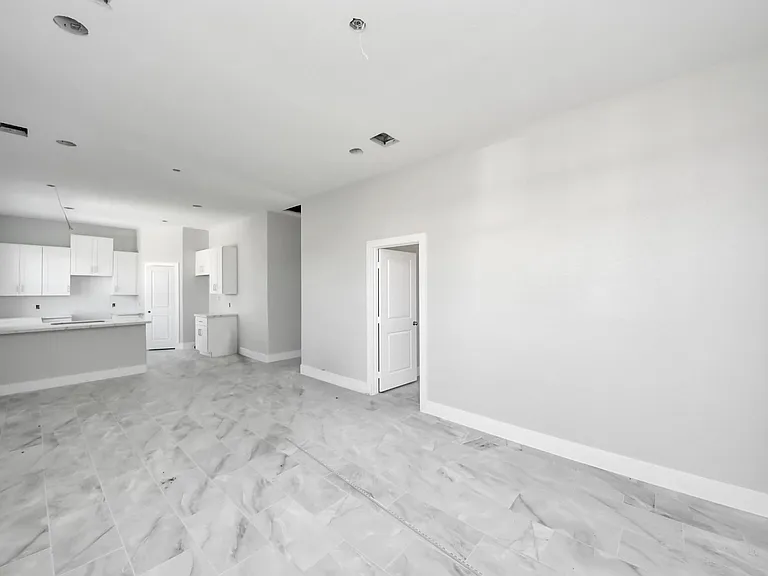 7160 Rook Blvd — Photo 8