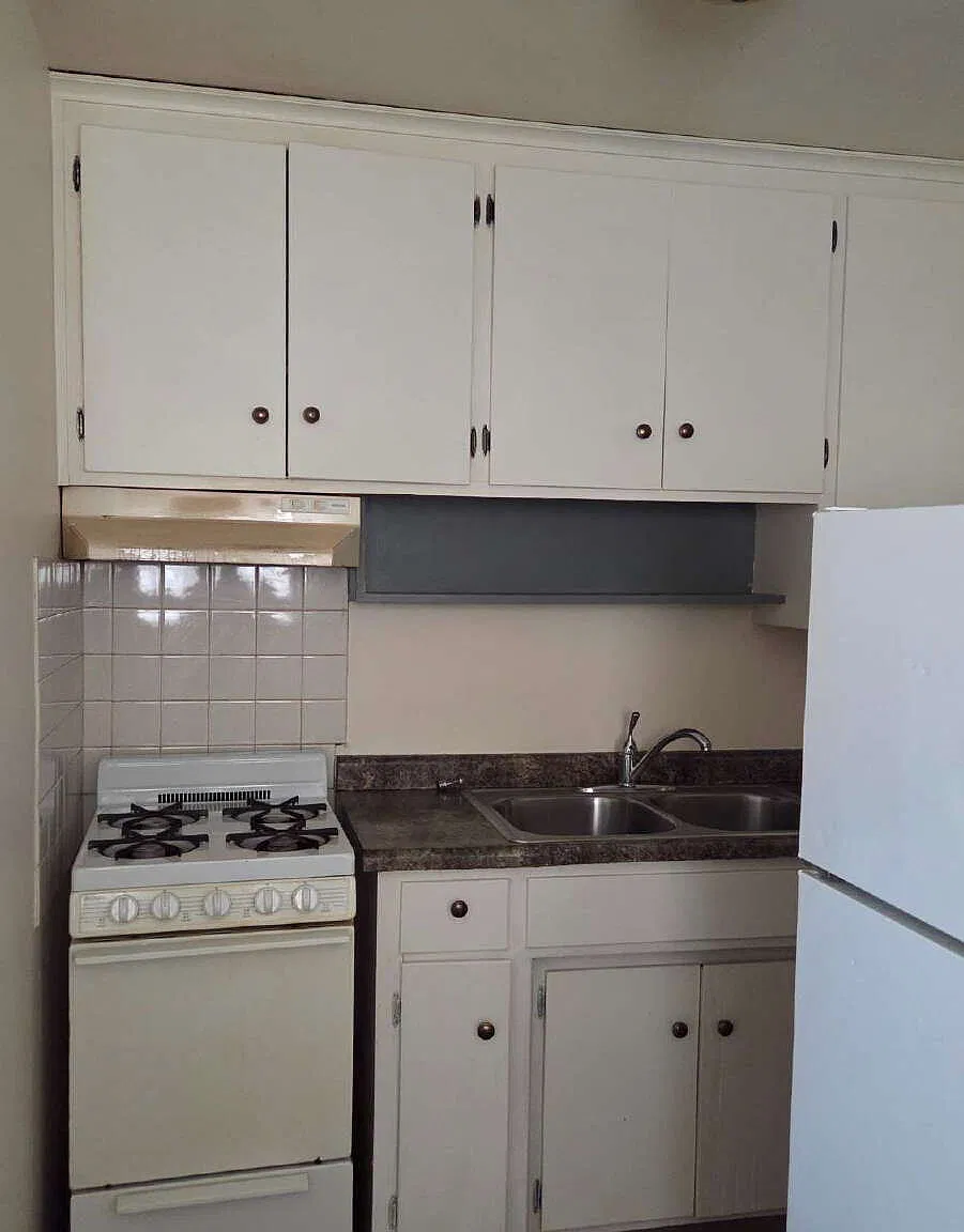 1 bed, 1.0 bath, 1025 sqft, $999 — Photo 4