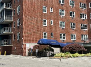27 Northill St APT 6C, Stamford, CT 06907