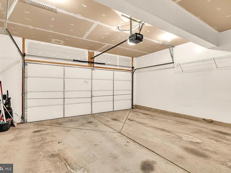 2513 Bronze Stone Pl — Photo 44