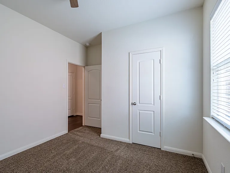 1911 Hot Springs Way — Photo 18