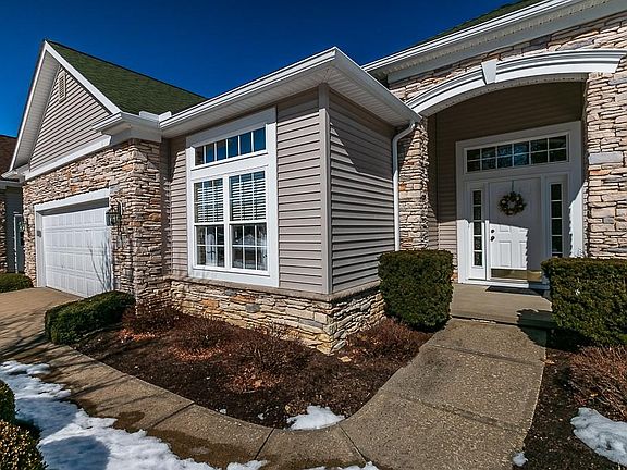 2nd image of 11322 S Forest Dr #39